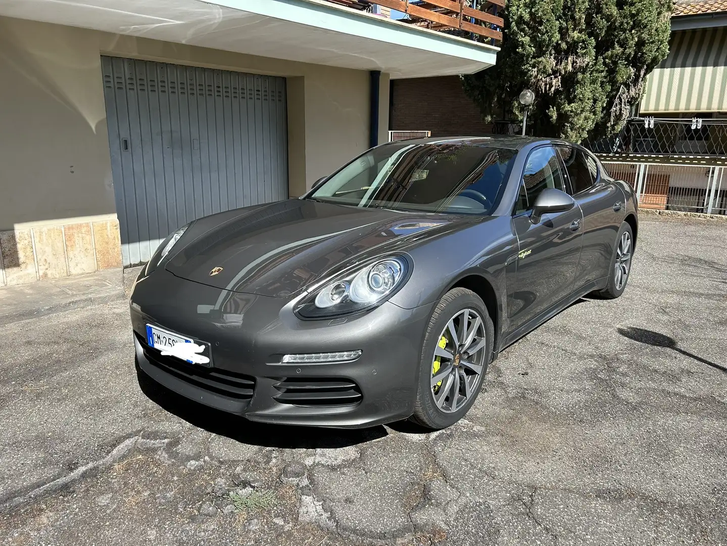 Porsche Panamera Porsche Panamera S-hybrid - 1