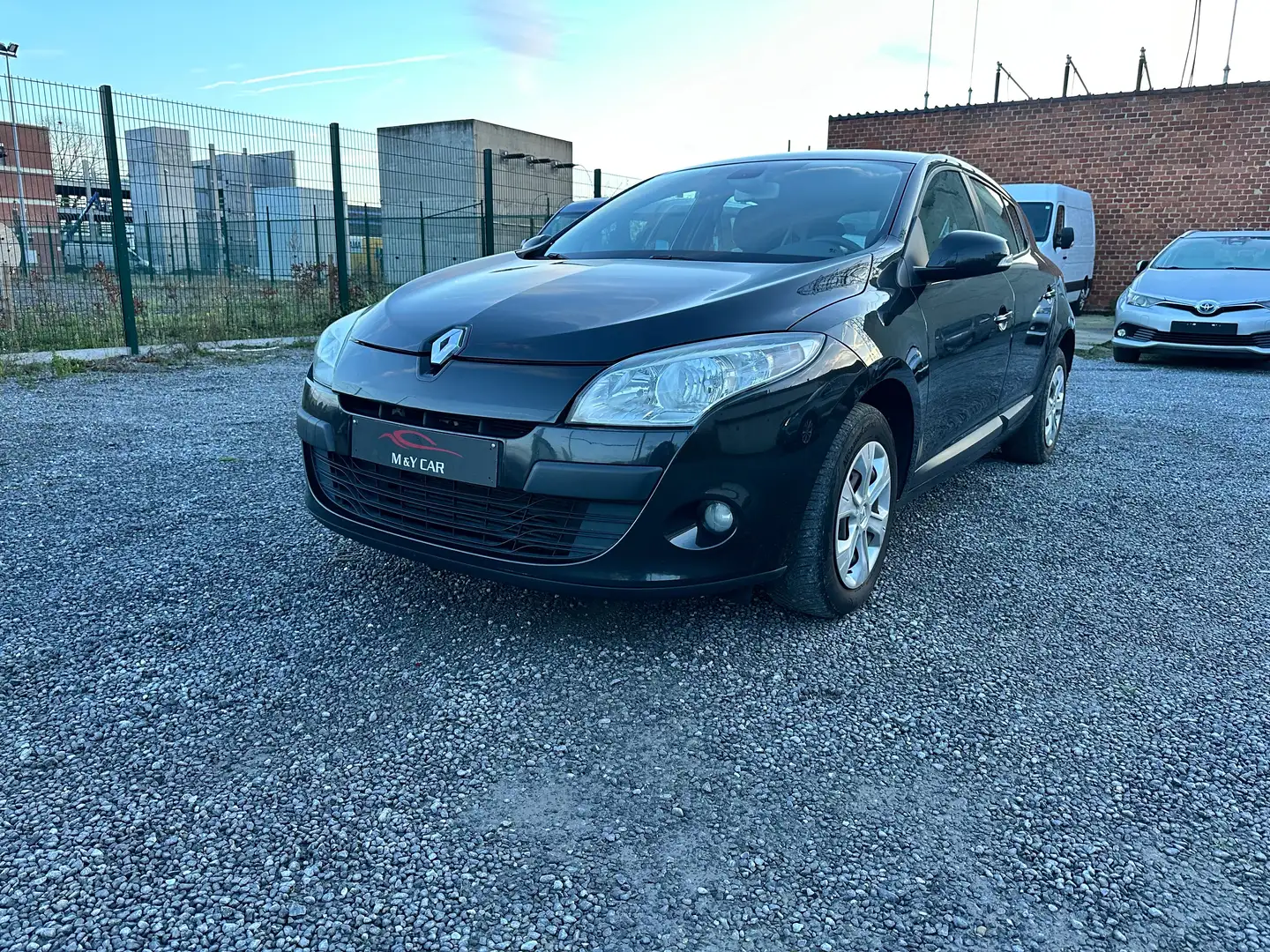 Renault Megane Megane 1.5 dCi Expression FAP Zwart - 2