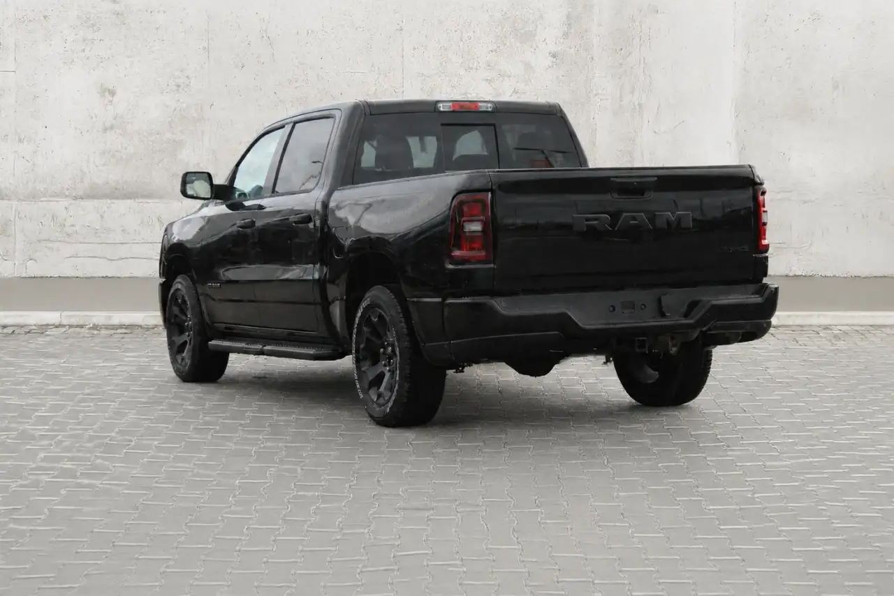 RAM 1500 снимка RAM 1500