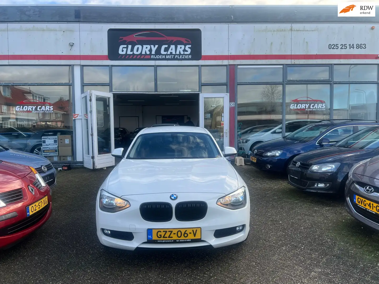 BMW 116 1-serie 116i Business CARPLAY-PDC-NIEUWE APK Blanco - 1