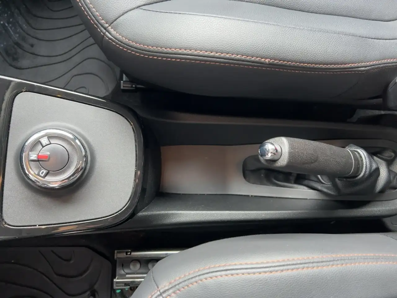 Dacia Spring Electric 65 Extreme Rückfahrkamera PDC BT 15