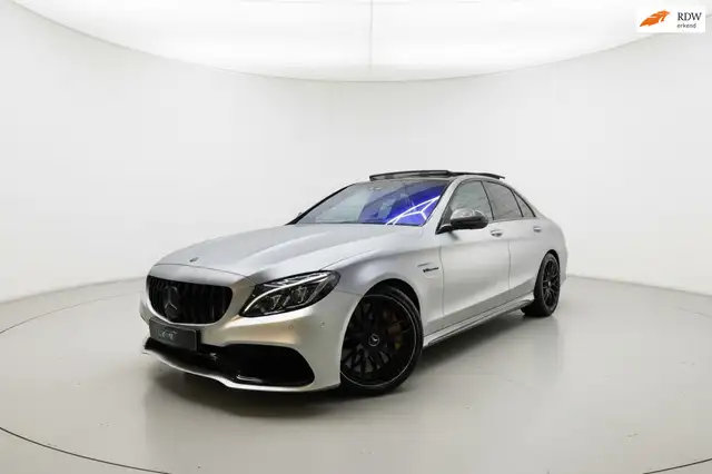 Mercedes-Benz C 63 AMG