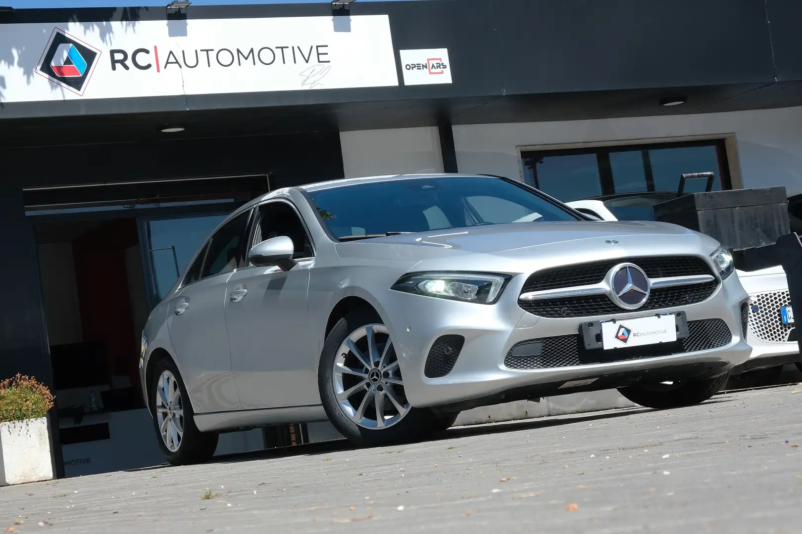 Mercedes-Benz A 180 D Sedan  Sport IVA Esposta Argento - 1