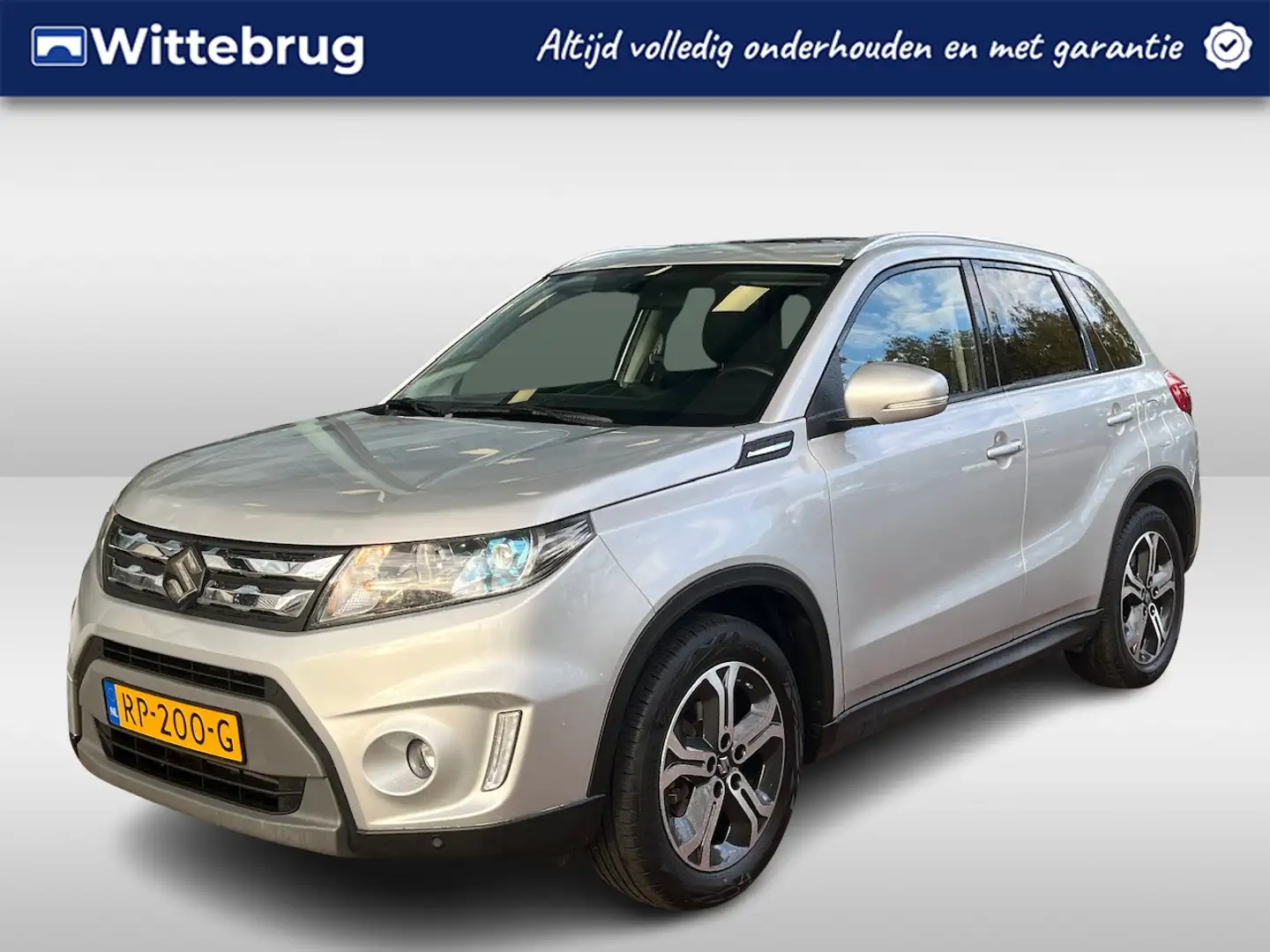 Suzuki Vitara 1.6 High Executive / Panorama dak / Alcantara / Na Grijs - 1