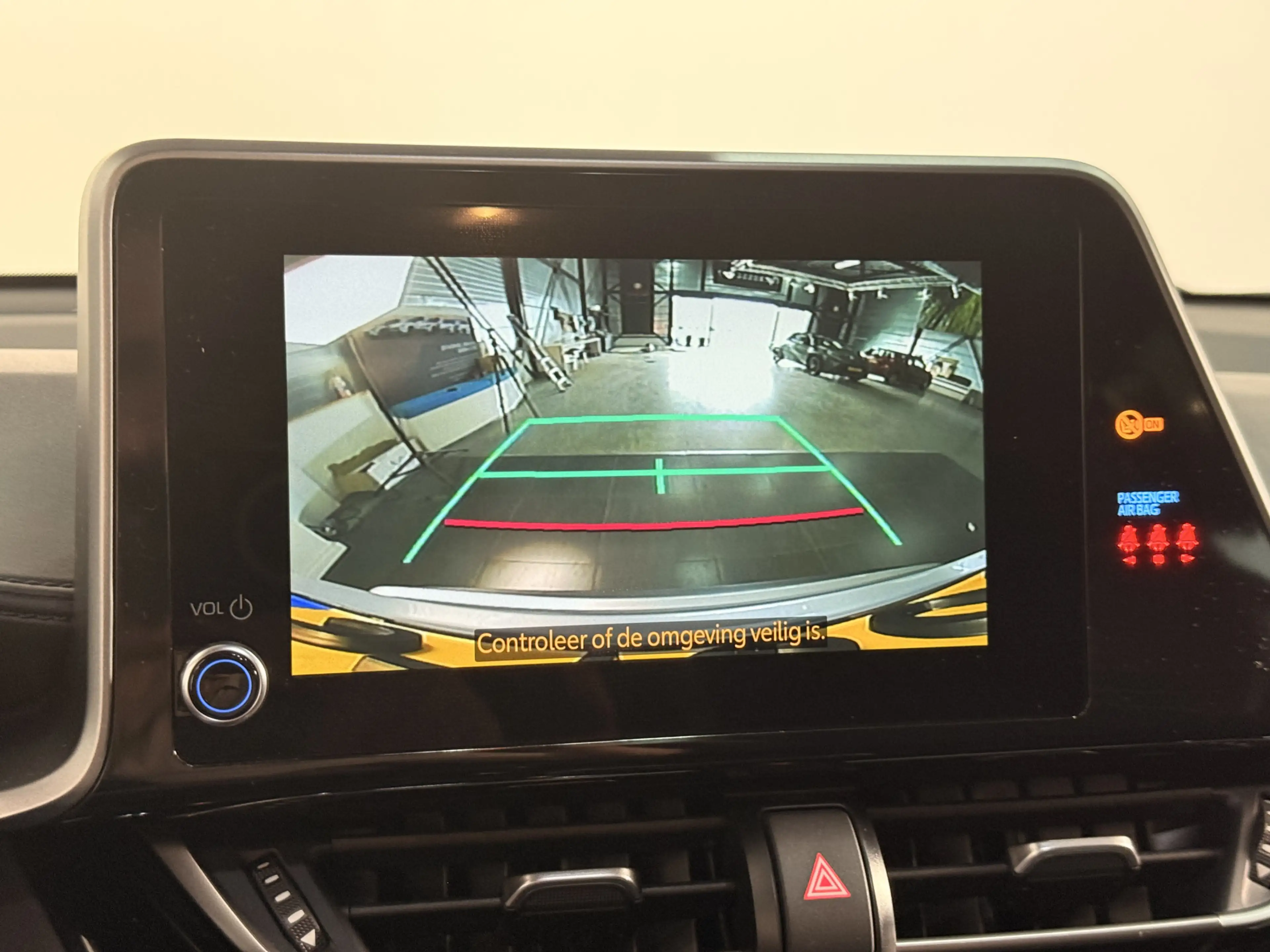 Toyota C-HR 2.0 Hybrid GR-Sport Limited | Apple Carplay | Bear — photo 13