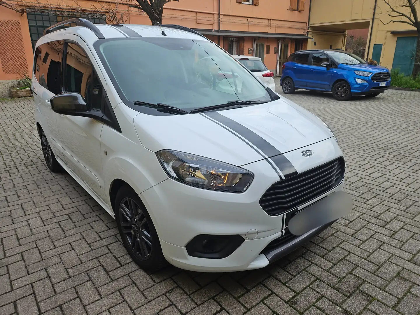 Ford Courier Sport Blanco - 2