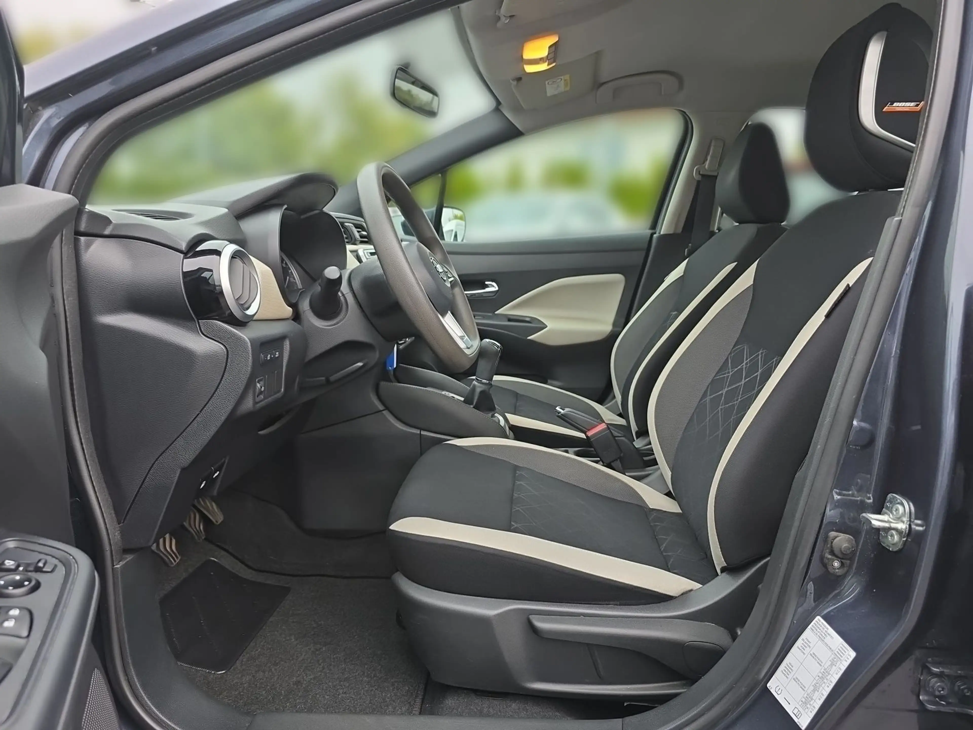 Nissan Micra 1.0 Navi Tempomat Sitzheizung Kamera Klima — photo 10