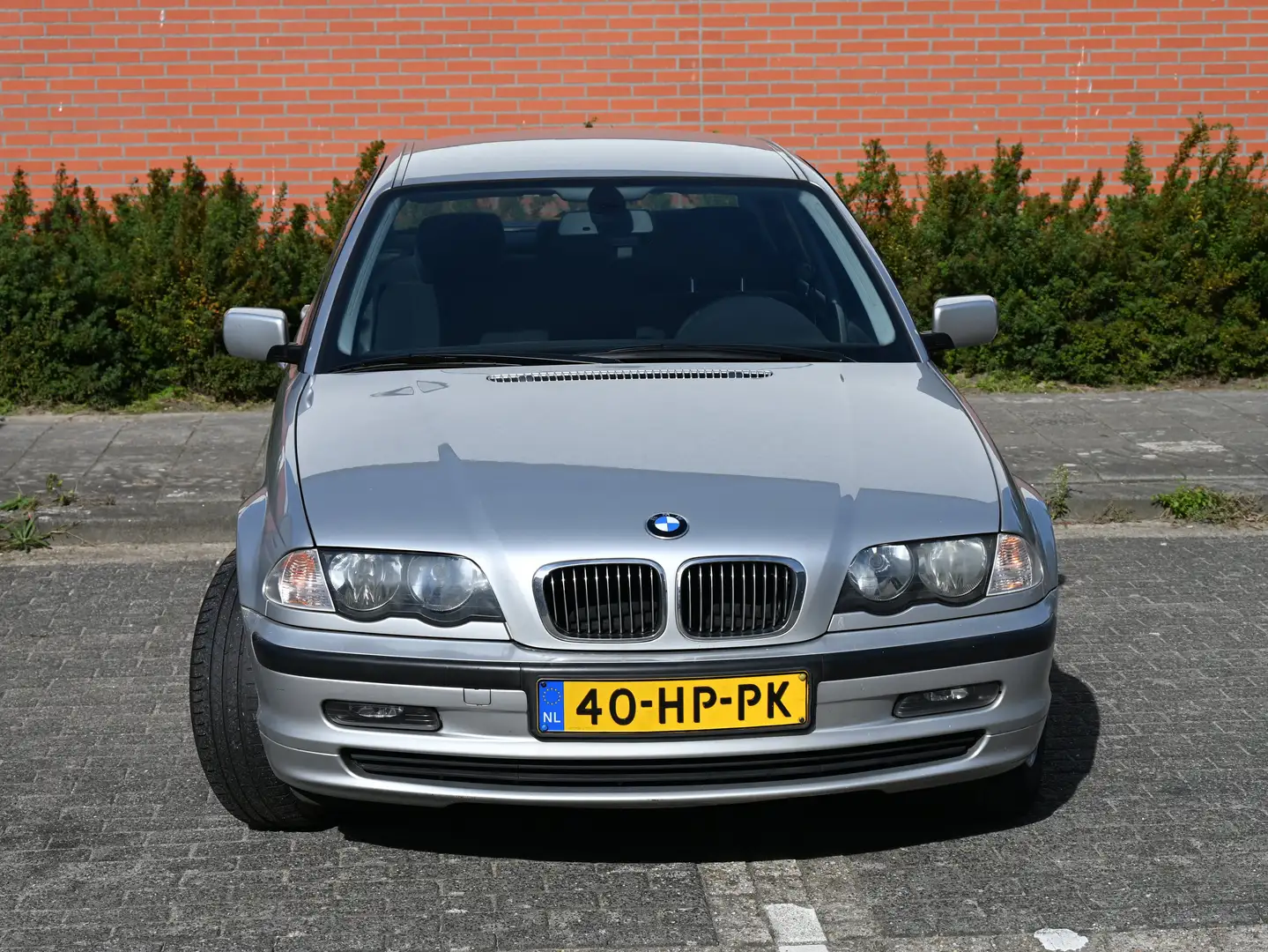 BMW 316 316i Gümüş rengi - 2