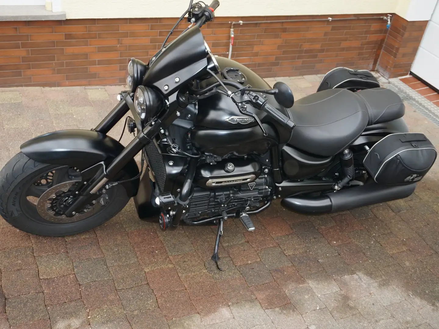 Triumph Rocket III Roadster Negru - 1