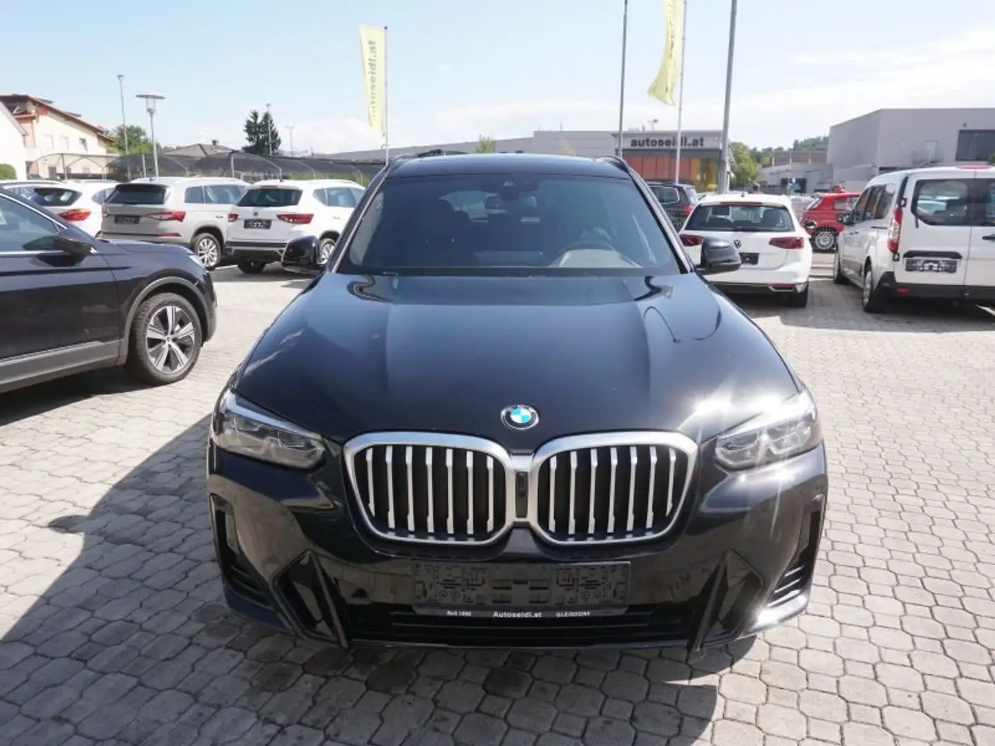 BMW X3 xDrive 20d Aut. *M-SPORTPAKET* Schwarz - 2