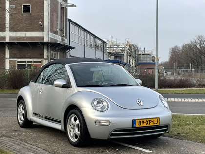 Volkswagen New Beetle Cabriolet 1.6 Highline