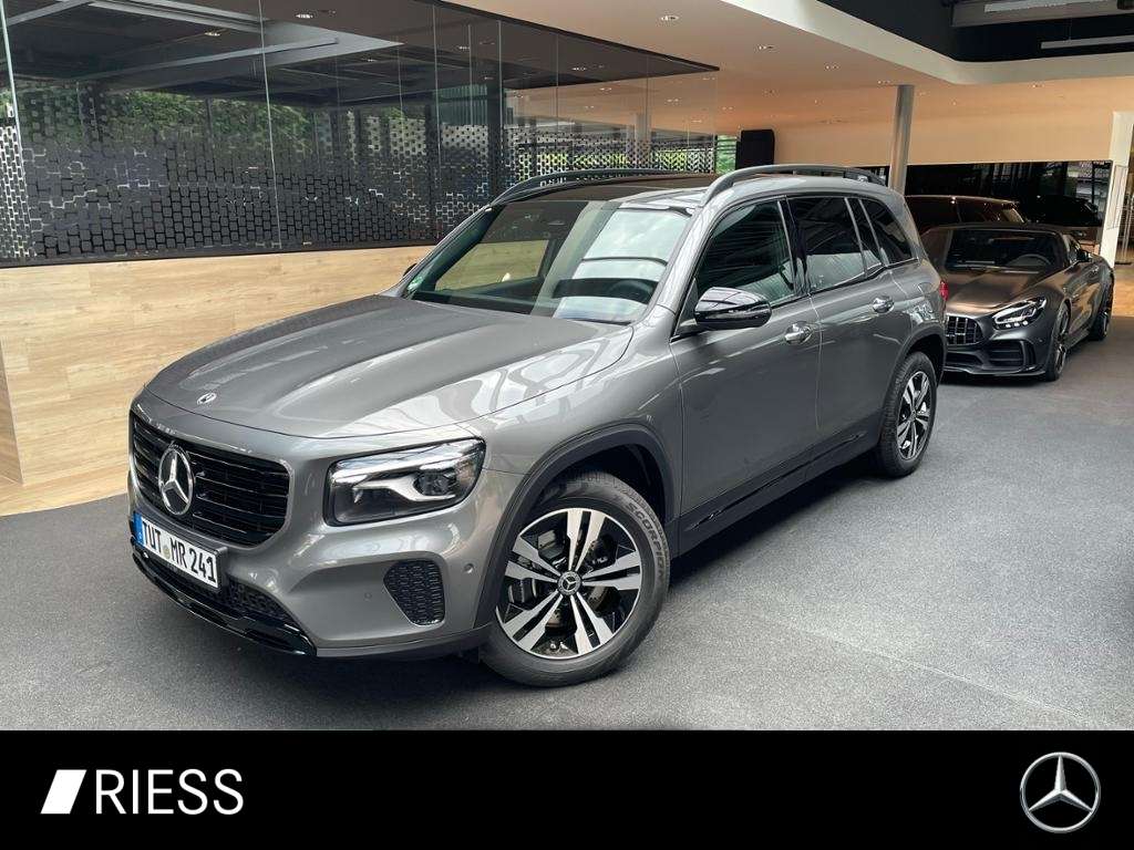 Mercedes-Benz GLB 200