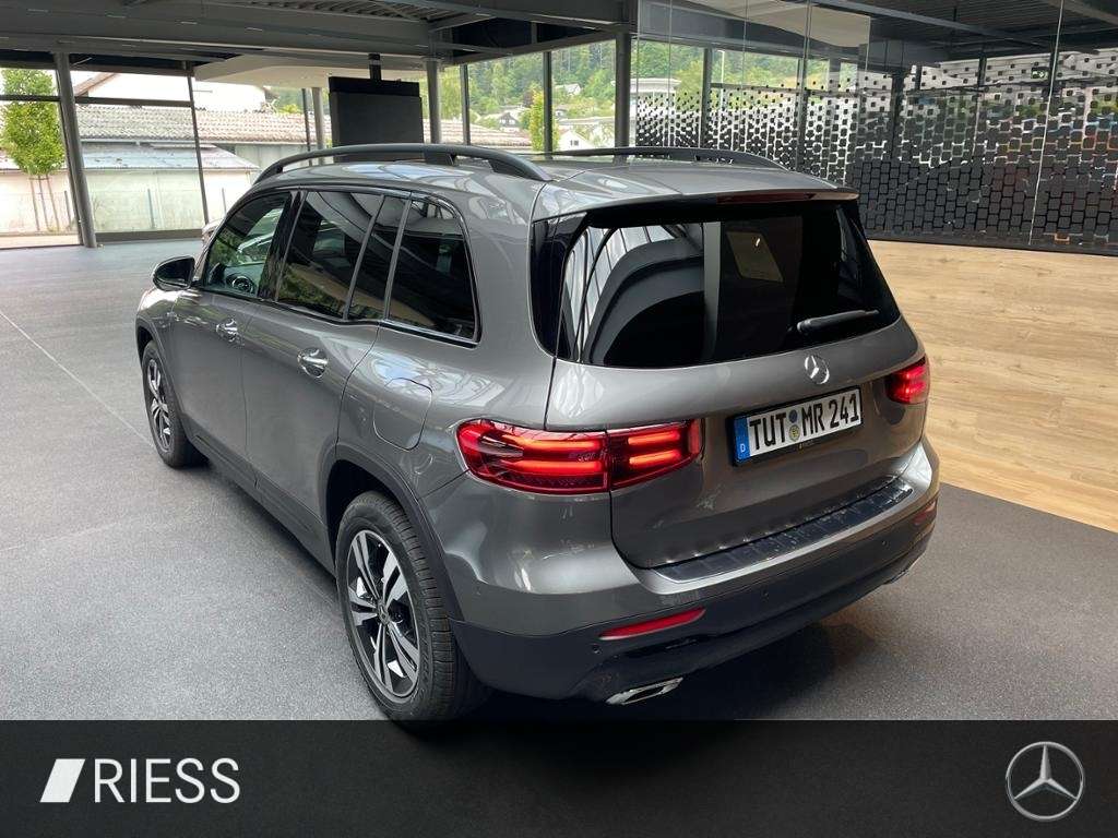 Mercedes-Benz GLB 200