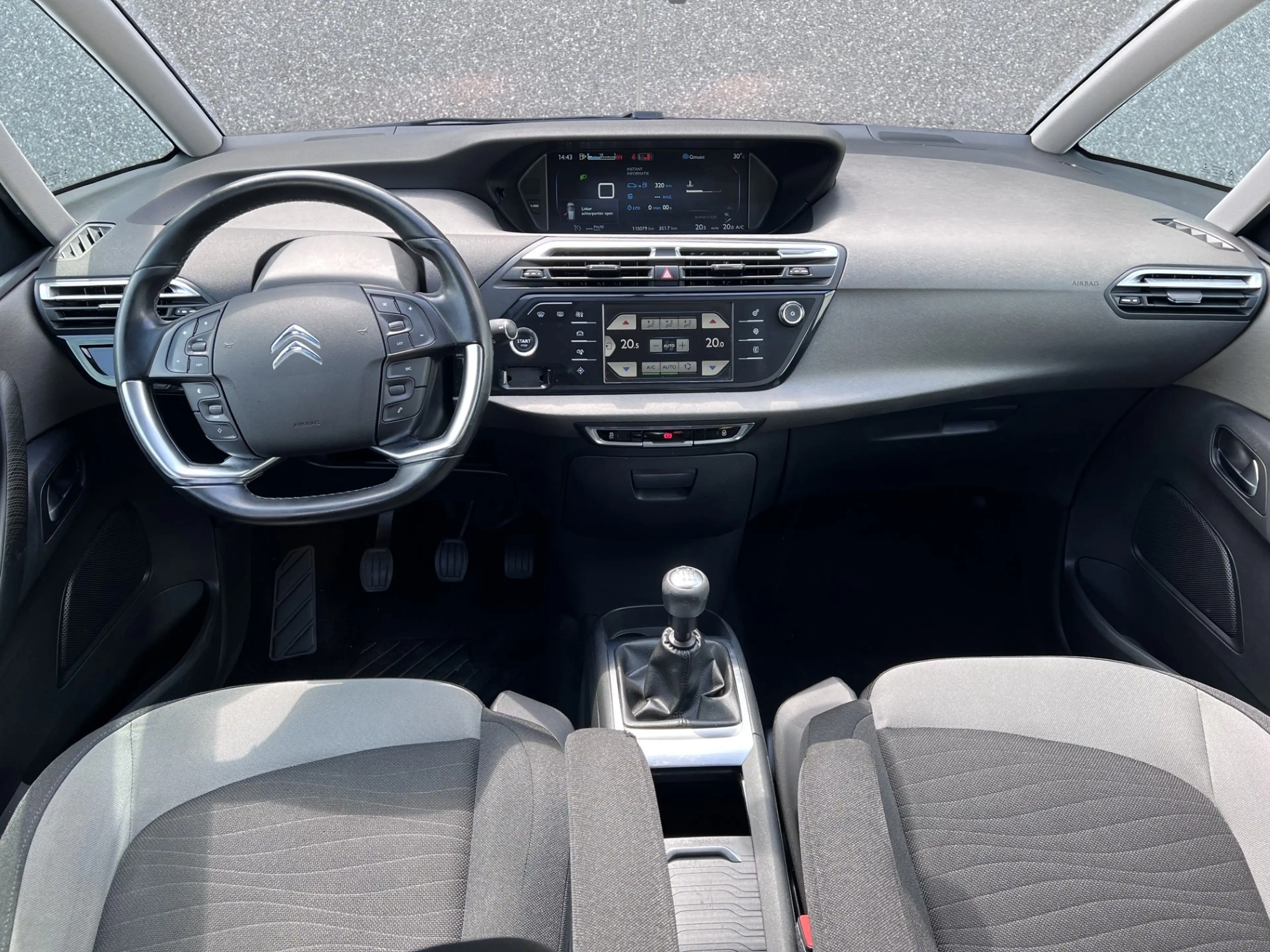 Citroen C4 Picasso 1.2 130pk Intensive/ Clima/Digidash/Trekhaak — photo 11