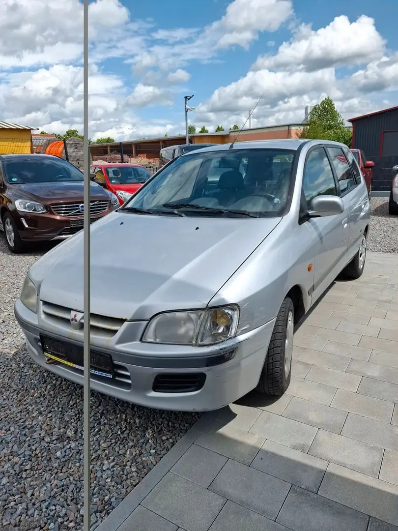 Mitsubishi Space Star Comfort Plateado - 2
