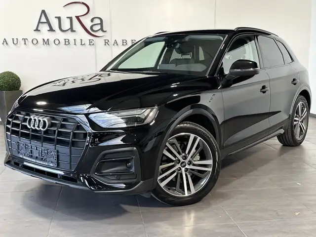 Audi Q5 view 2