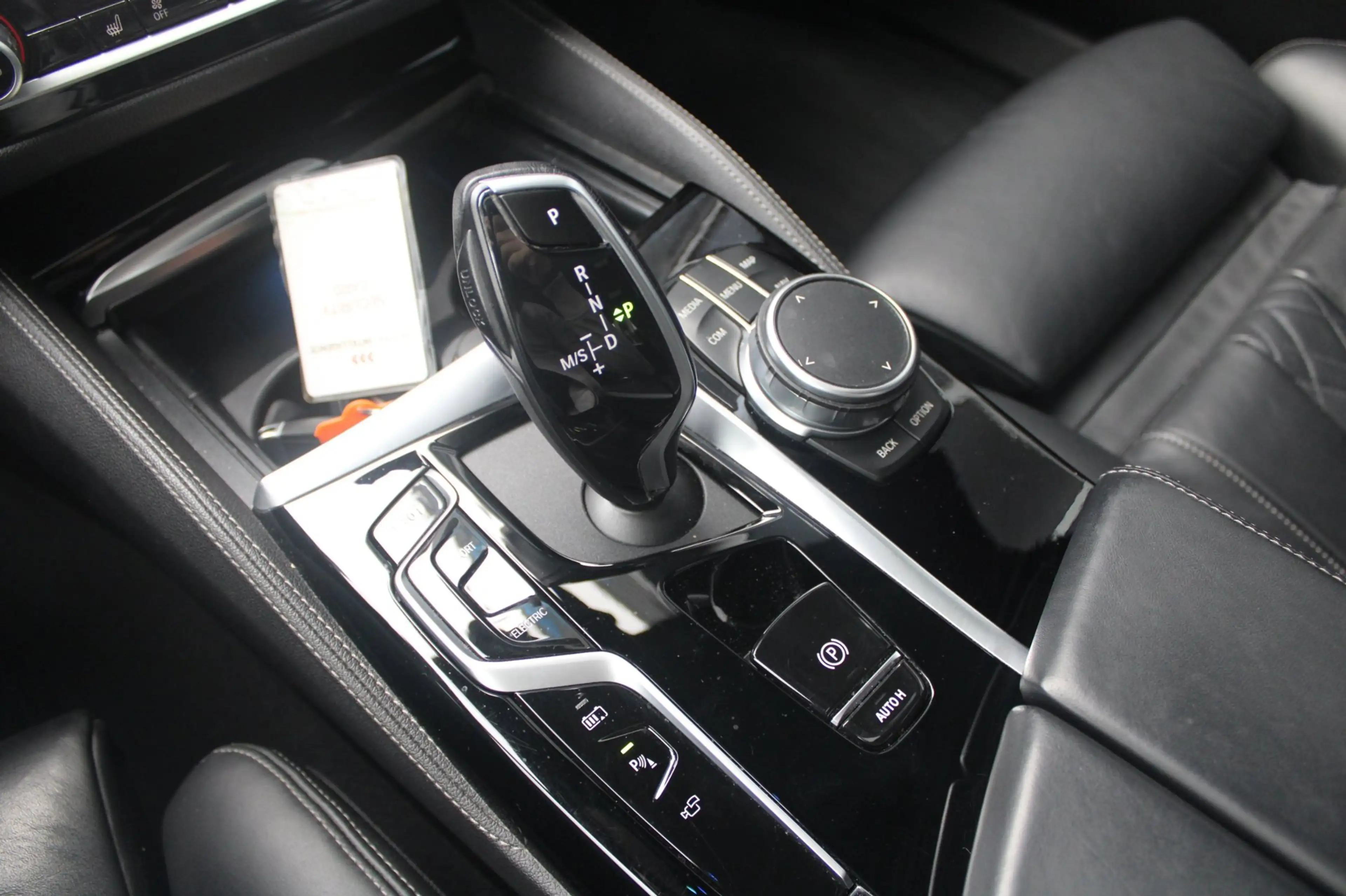 BMW 545 5-serie 545e xDrive M-Sport Org. NL| Pano | Laser — photo 15
