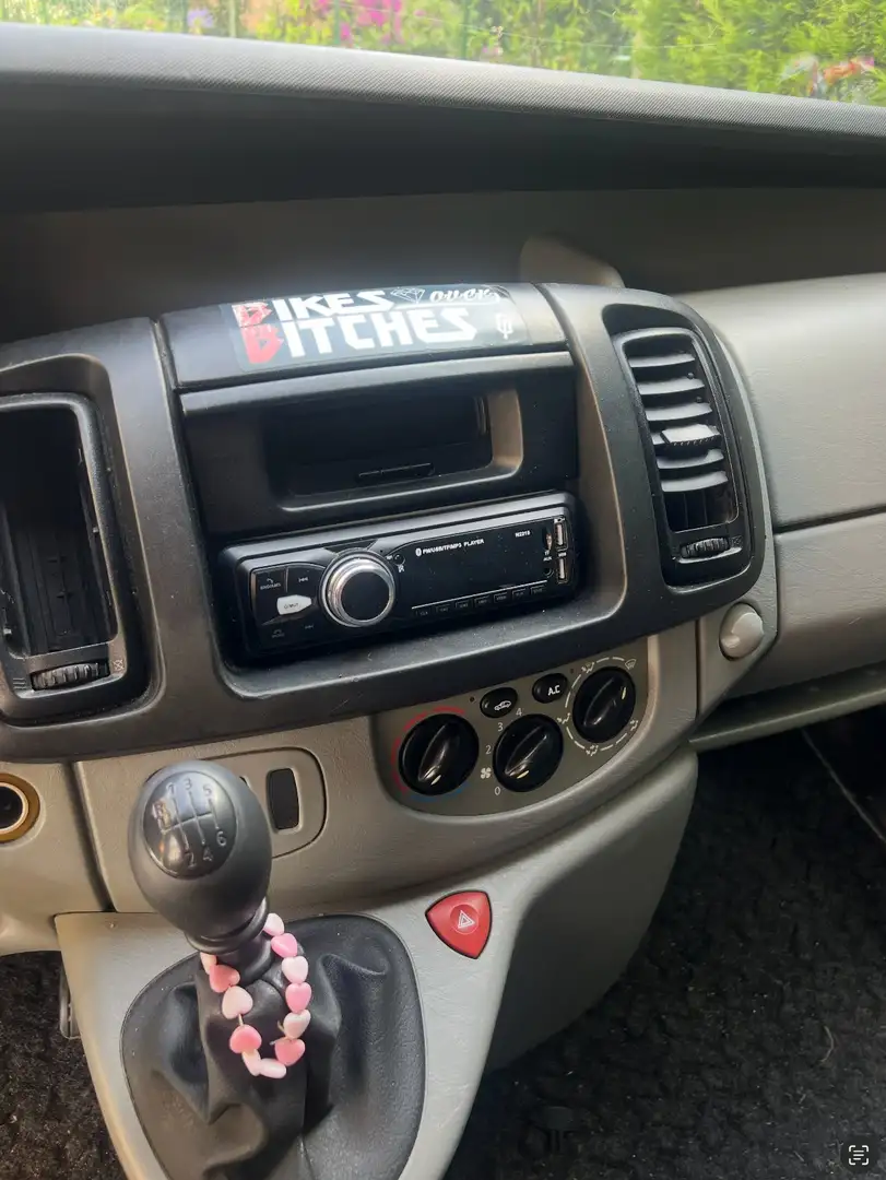 Nissan Primastar Niebieski - 2