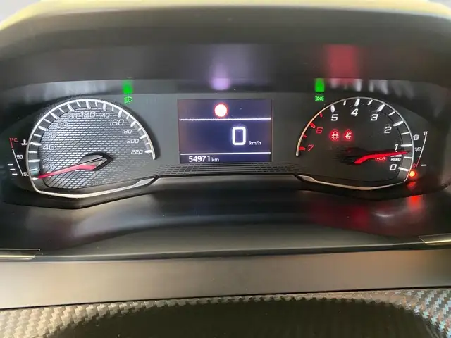 Peugeot 2008 view 16