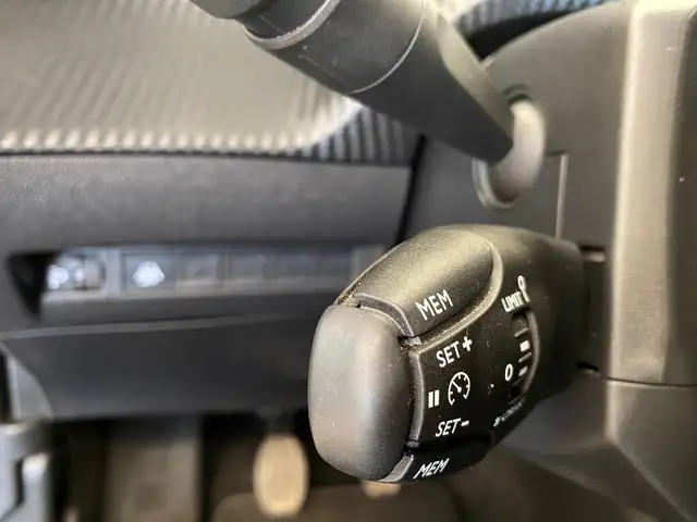 Peugeot 2008 view 18