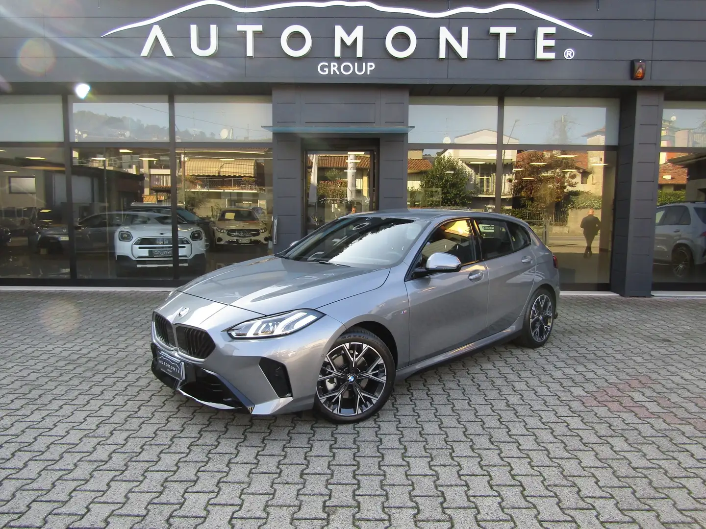 BMW 118 d MSPORT CAMBIO AUTO,LED,CERCHI 18,CARPLAY,AZIEND. Grigio - 1