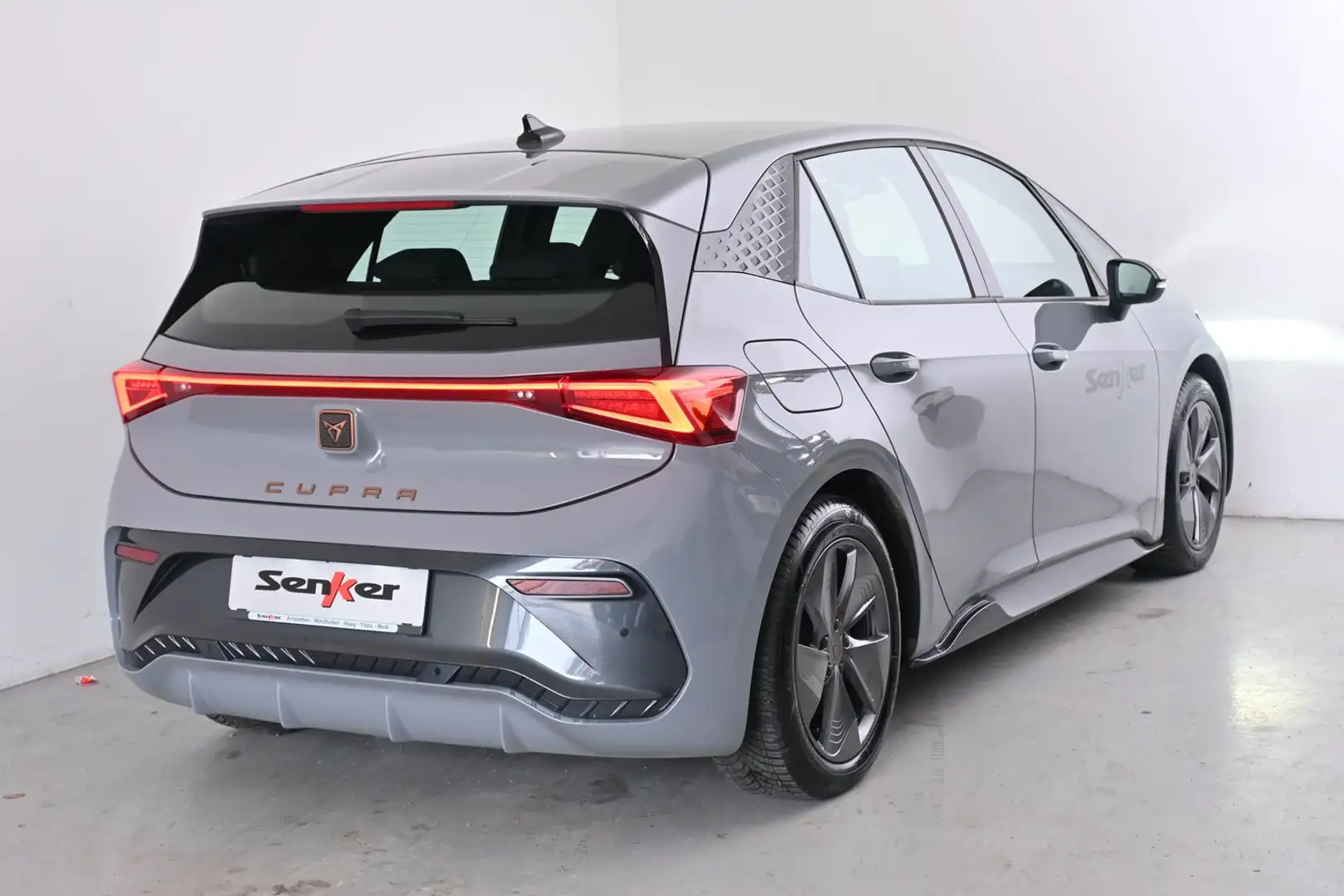 CUPRA Born 58/62 150kW/204PS Grigio - 2