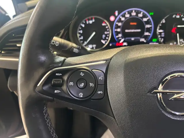 Opel Insignia view 18