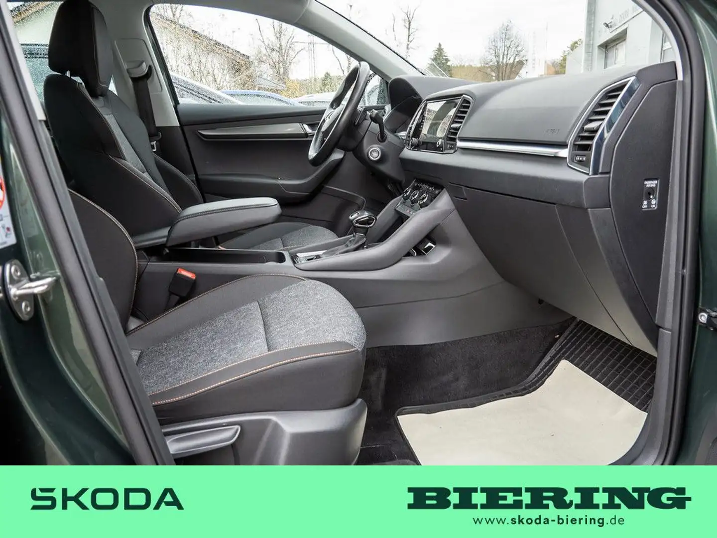 Skoda Karoq 1.5 TSI ACT Clever PDC SHZ KAMERA AHK LED Vert - 2
