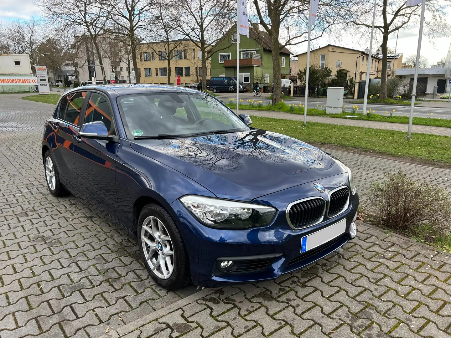 BMW 118 118i Aut. Advantage Blau - 1