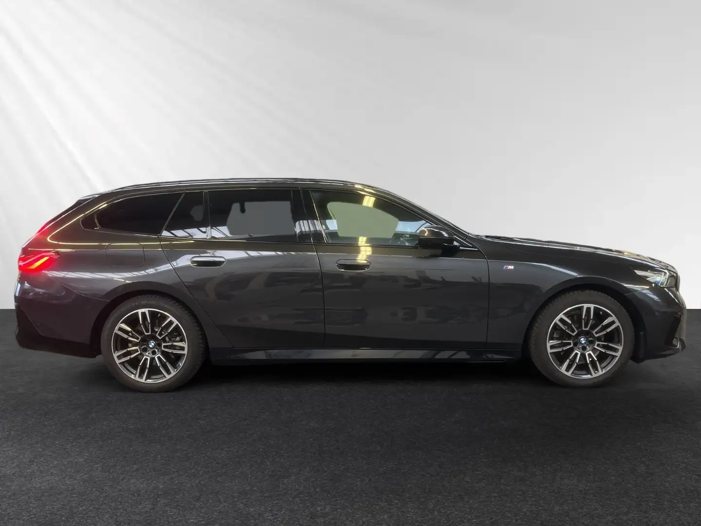 BMW 520 i Touring M Sport|AHK|Pano|Standhzg.|H/K Grau - 2