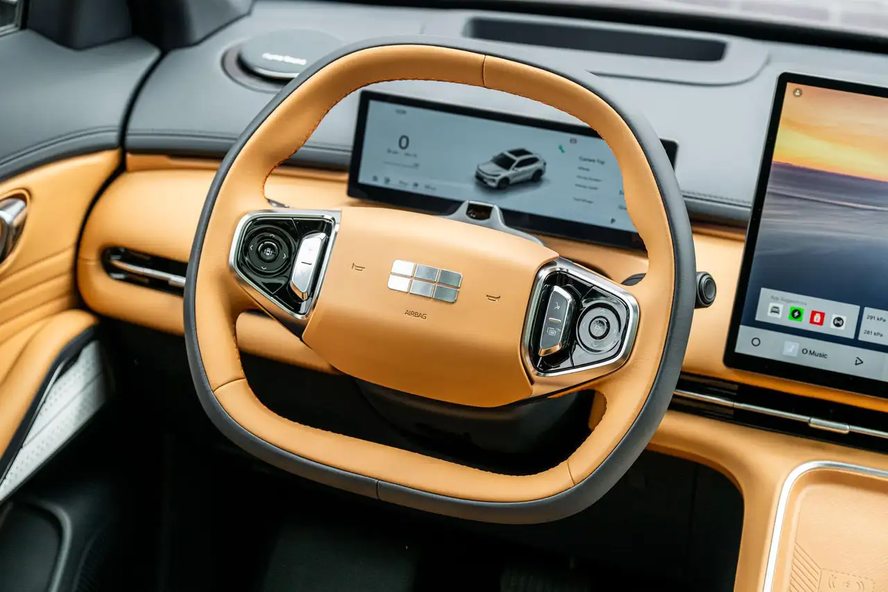 Geely Starray EM-i 2026 — фото 14