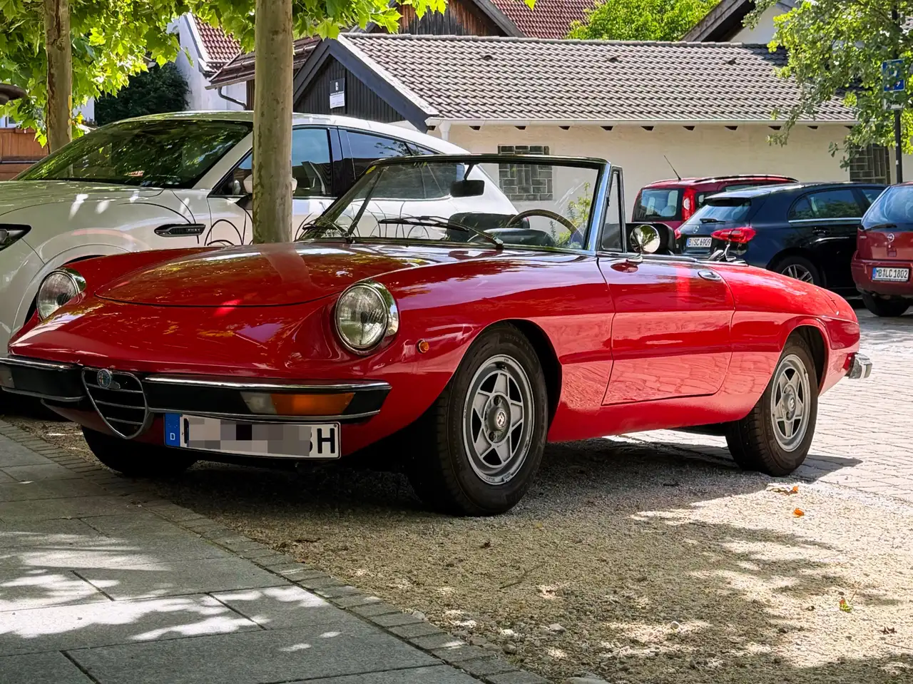 Alfa Romeo Spider 1750 Veloce, foto 1