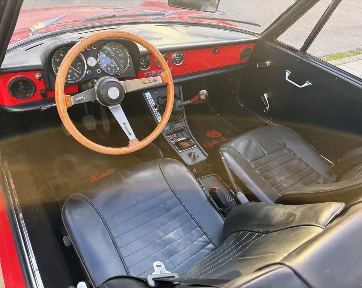 Alfa Romeo Spider 1750 Veloce, foto 11