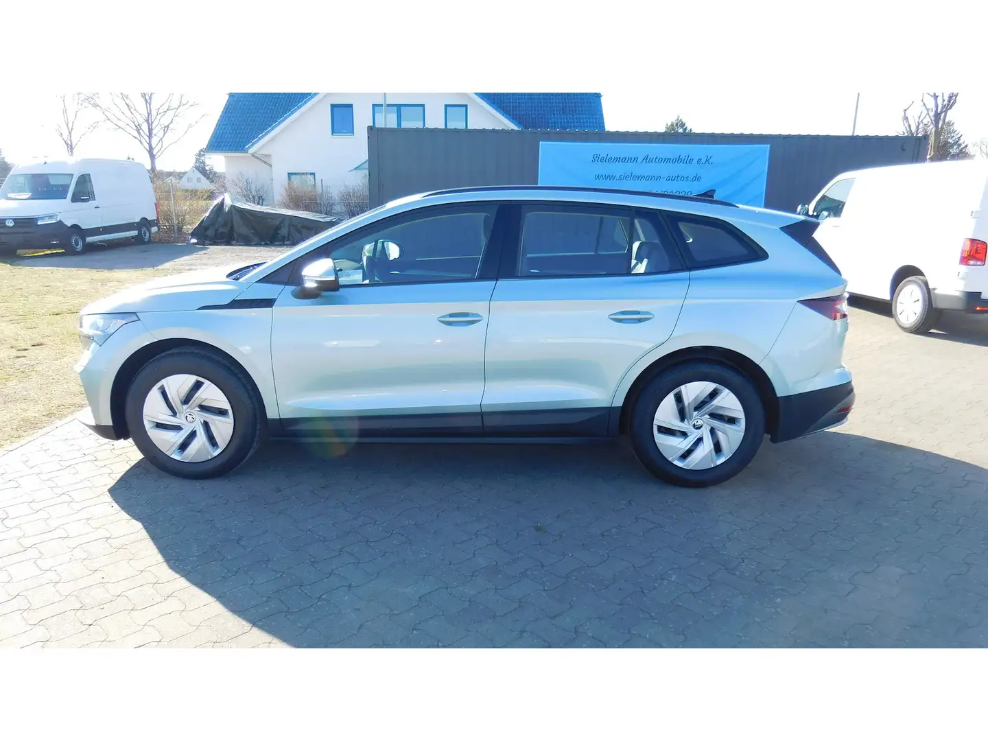 Skoda Enyaq 50 1-Gang Elektrik Automatic Navi Silber - 2