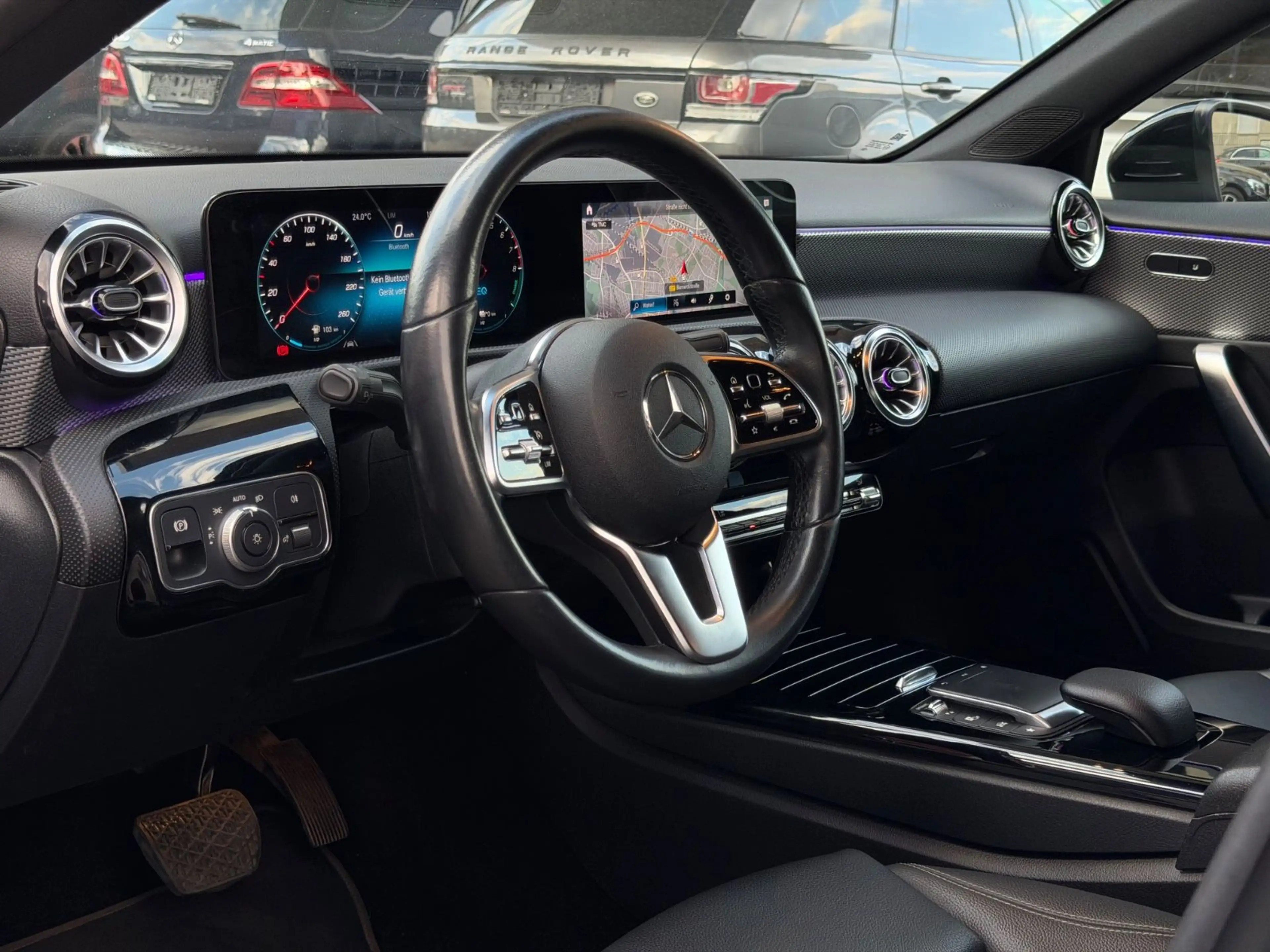 Mercedes-Benz A 250 e Limousine /LED/NAVI/AMBIENTE/R-KAMERA/SZH — photo 10