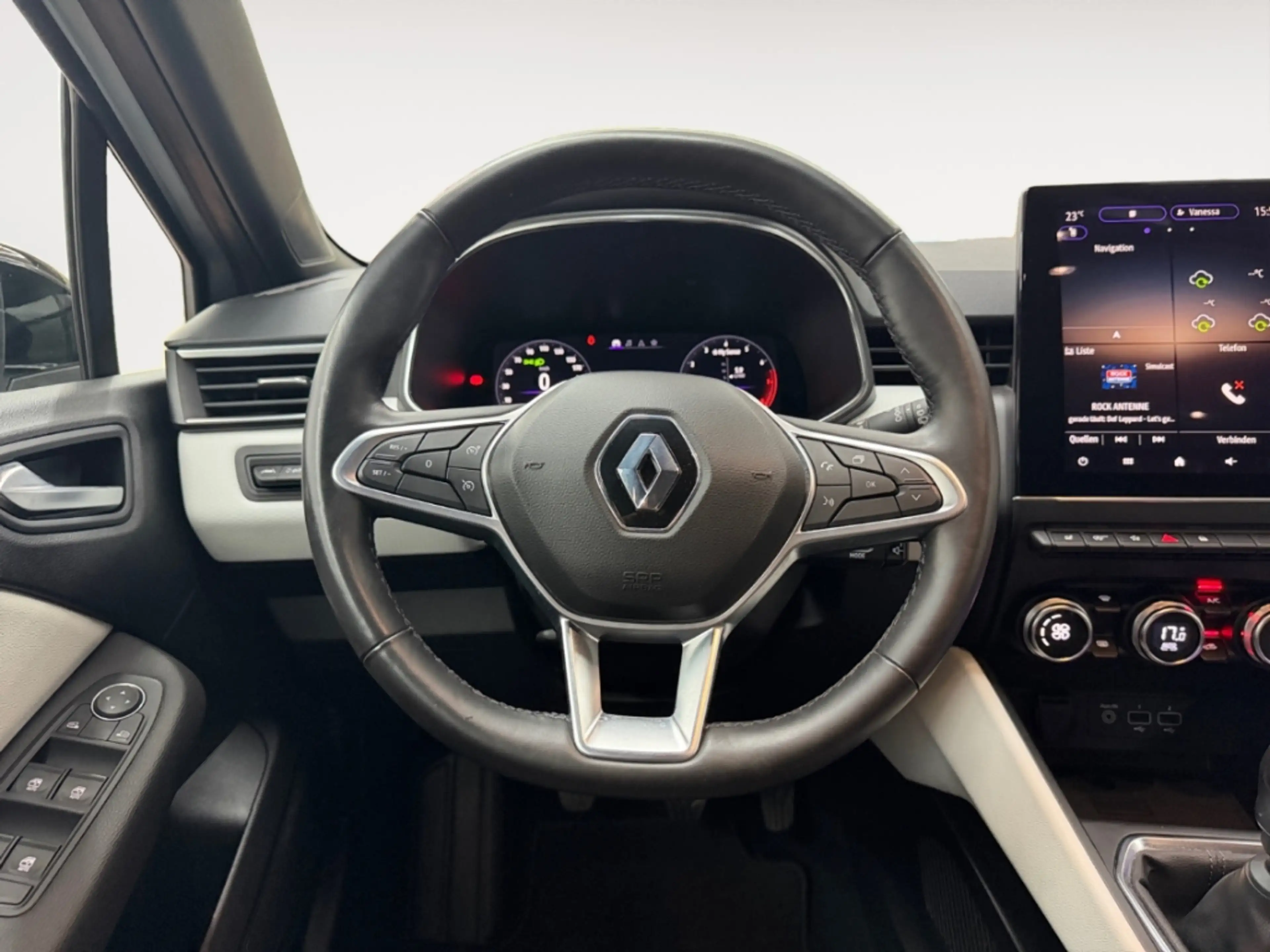 Renault Clio Techno ALLWETTER NAV LED DIG-DISPLAY SITZ.HZG TEMP — photo 14