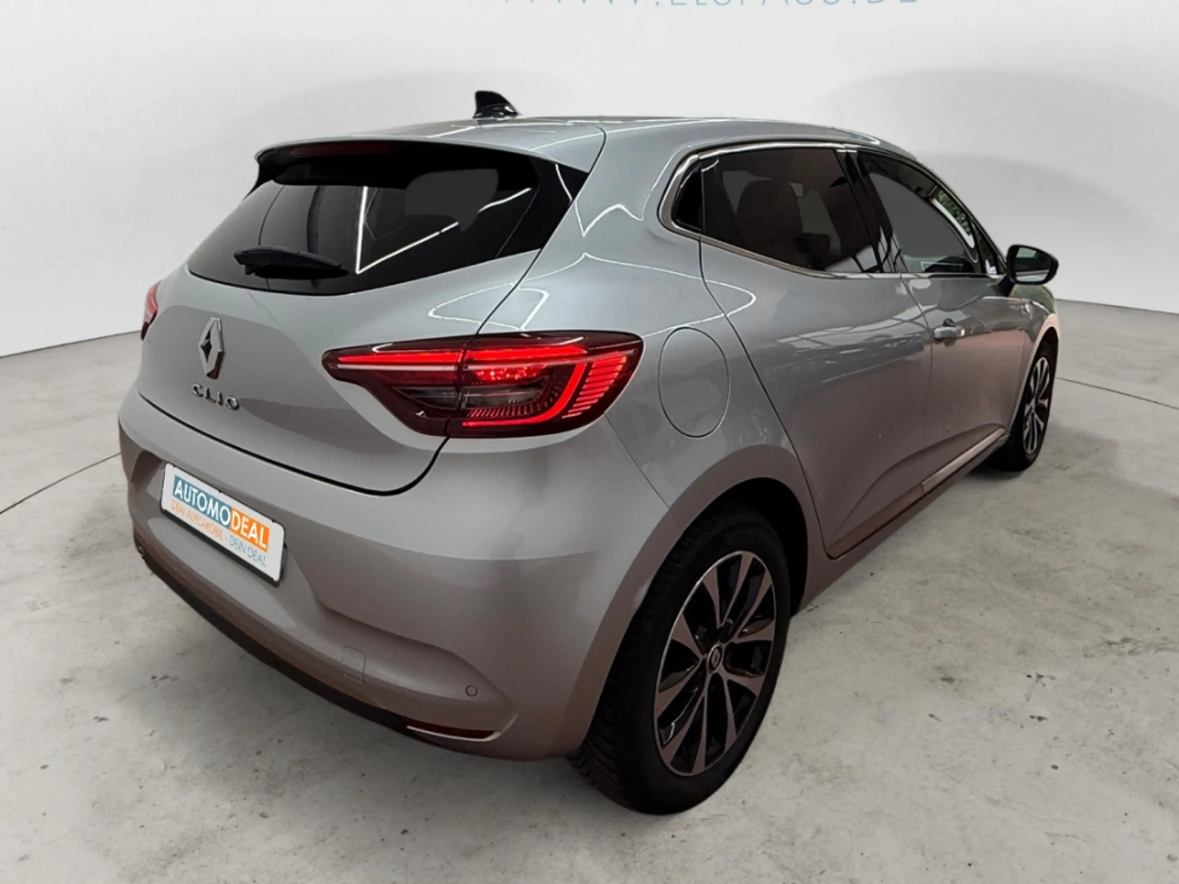 Renault Clio Techno ALLWETTER NAV LED DIG-DISPLAY SITZ.HZG TEMP — photo 5