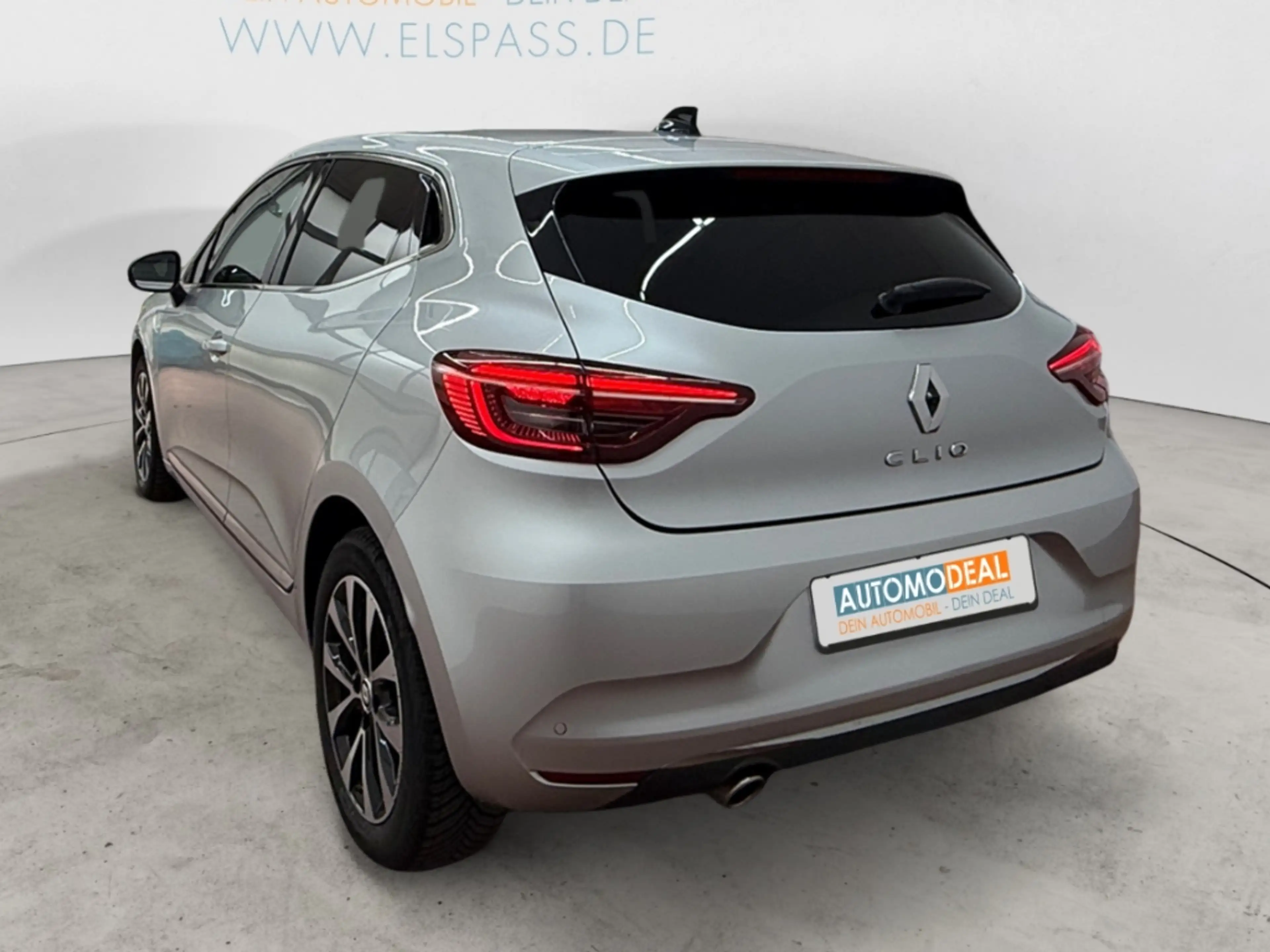 Renault Clio Techno ALLWETTER NAV LED DIG-DISPLAY SITZ.HZG TEMP — photo 7