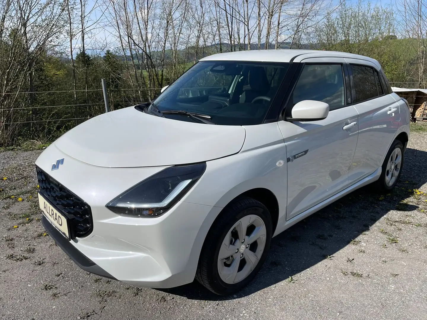 Suzuki Swift 1,2 Hybrid ALLGRIP shine 5tg. Tageszulassung!!! Weiß - 2