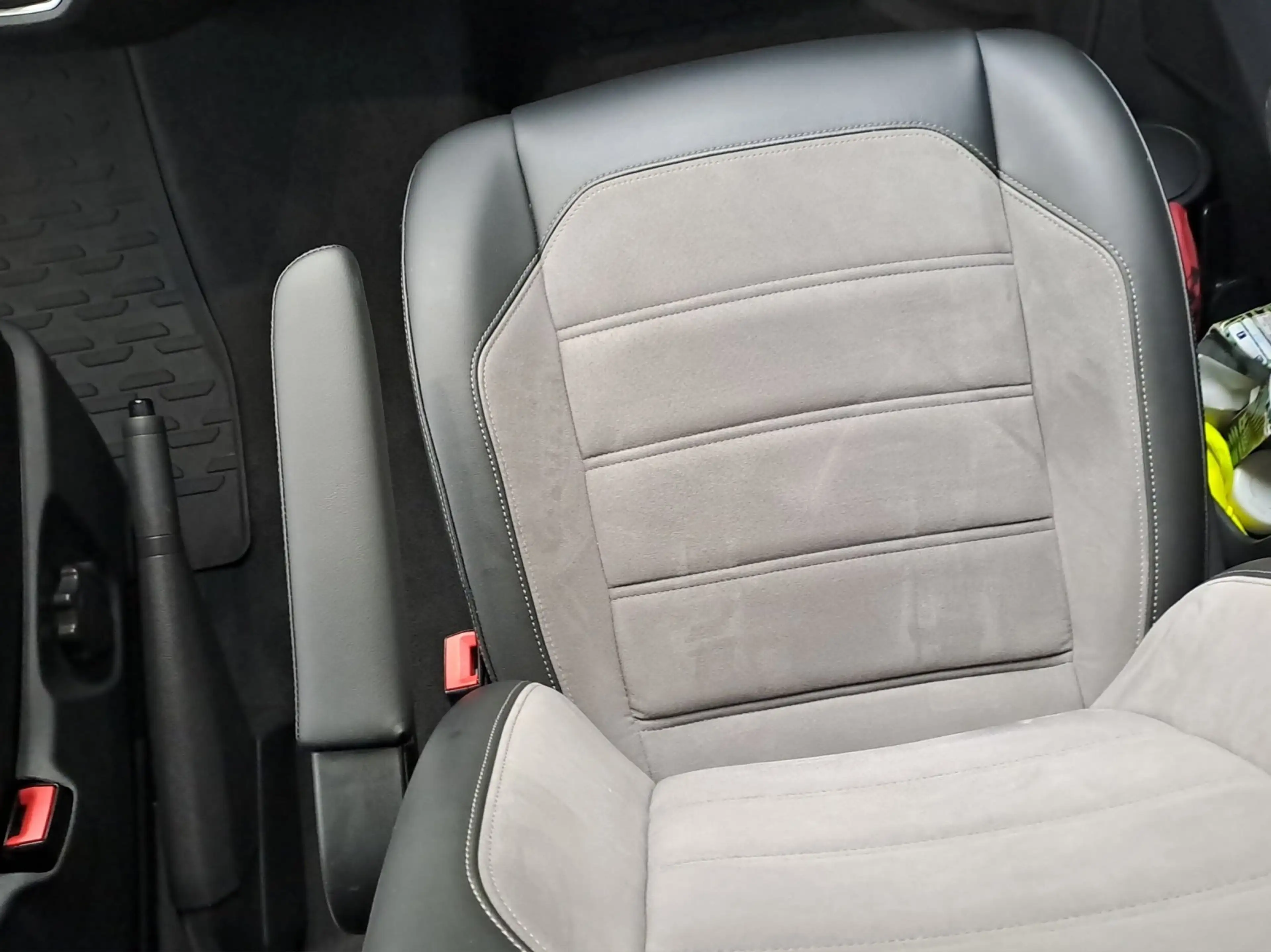 Volkswagen T6.1 Multivan Multivan Cruise 4MOTION — photo 9