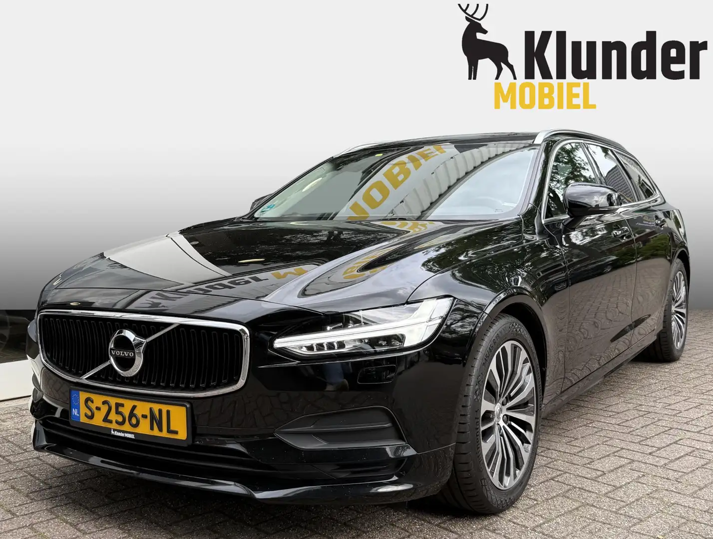 Volvo V90 2.0 T4 Momentum Pro |DAB|Adapt.Cruise|PDC v+a| Nero - 1