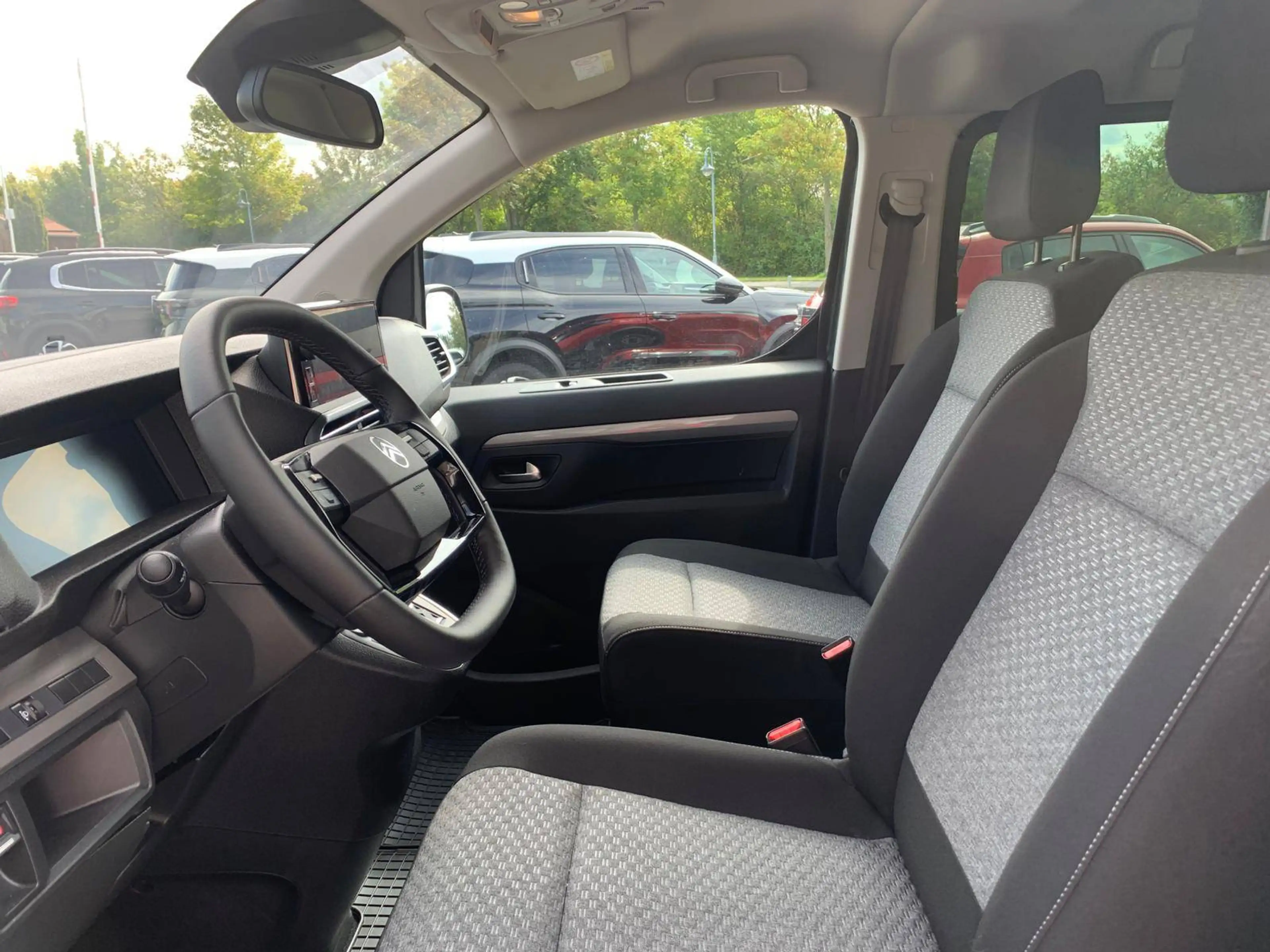 Citroen Spacetourer Plus M — photo 8