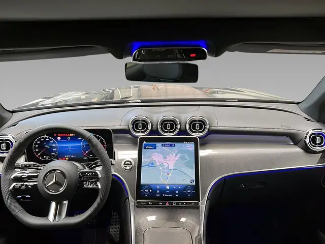 Mercedes-Benz 220 view 10
