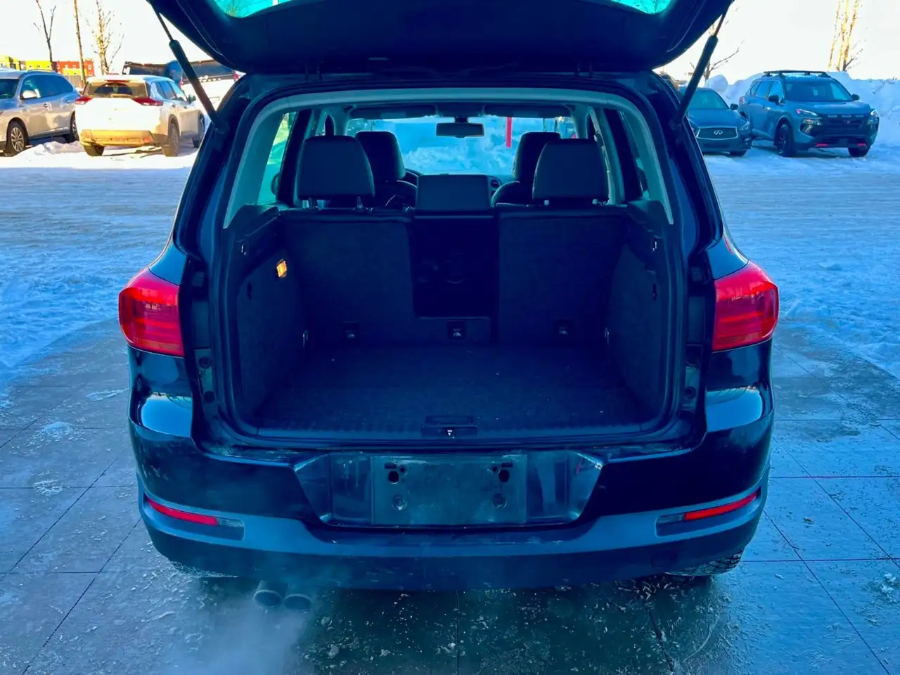 Volkswagen Tiguan снимка Volkswagen Tiguan