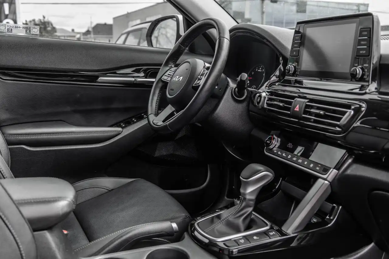 Kia Seltos снимка Kia Seltos