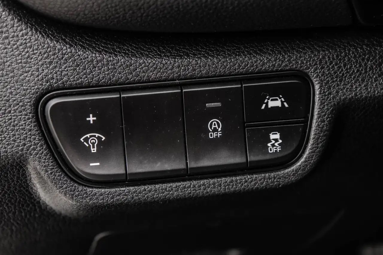 Kia Seltos снимка Kia Seltos