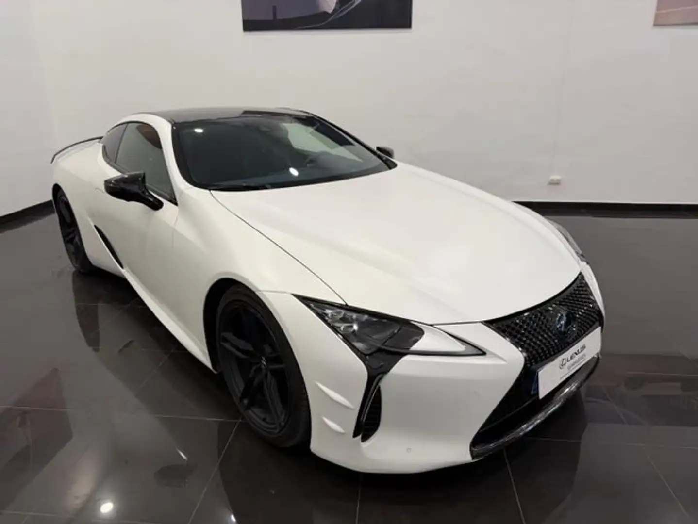 Lexus LC 500 V8 ULTIMATE EDITION Weiß - 1