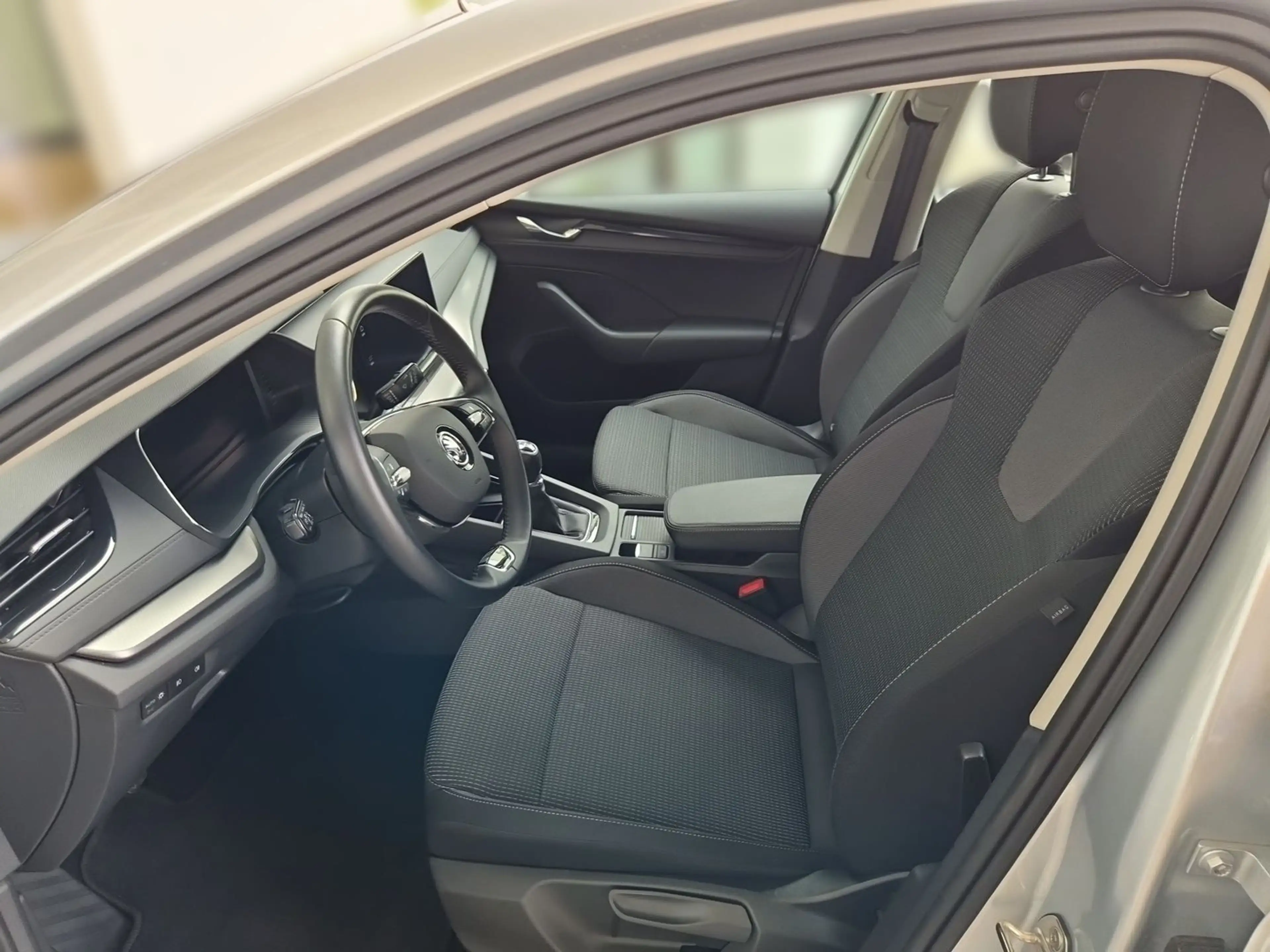 Skoda Octavia Ambition TDI — photo 9