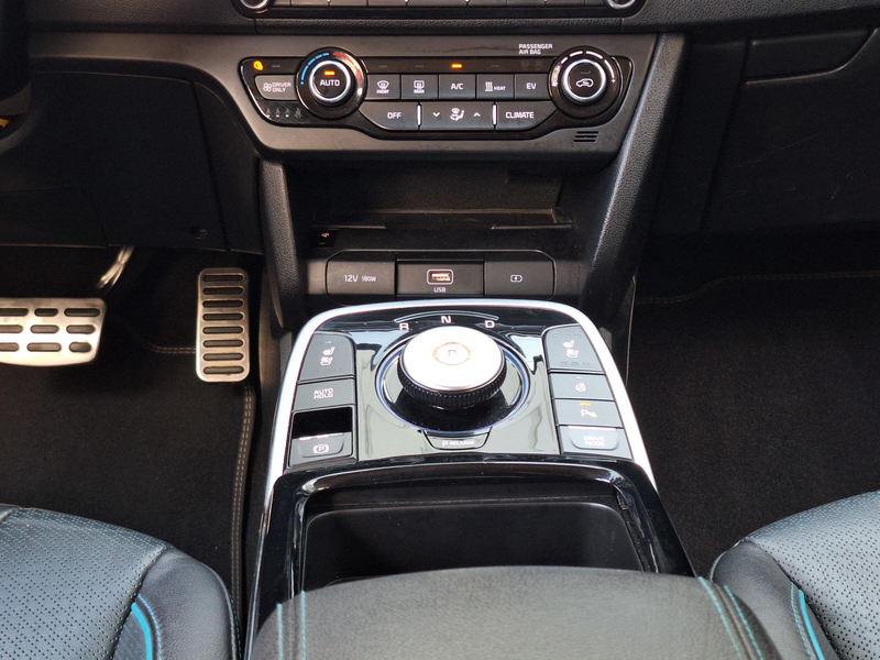 Kia e-Niro ExecutiveLine 64 kWh | SOH: 95,2% | 3 Fase | Leder — photo 31