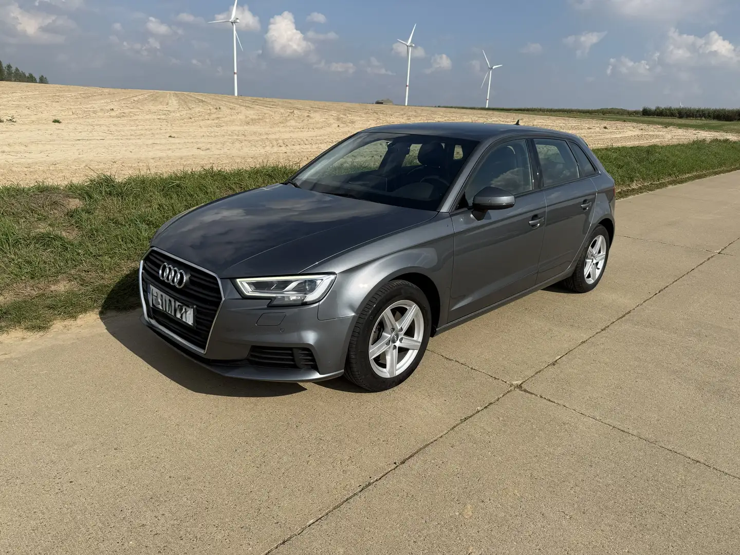Audi A3 A3 Sportback 30 TDi Sport S tronic (EU6d-TEMP) Grijs - 2